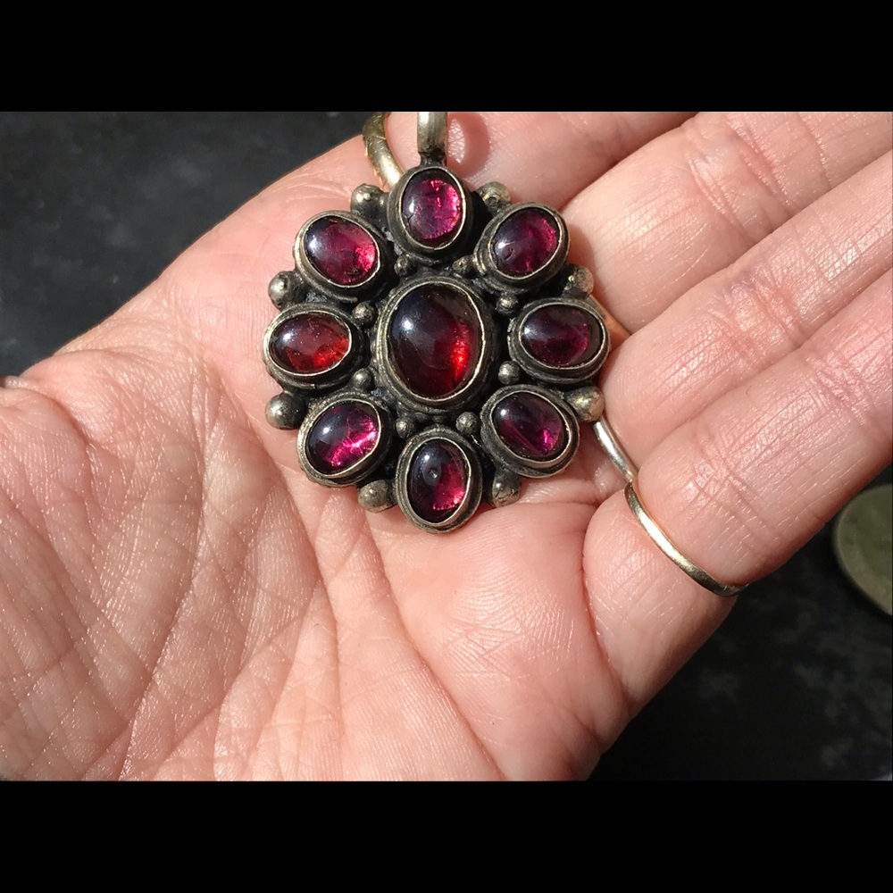 Garnet pendant